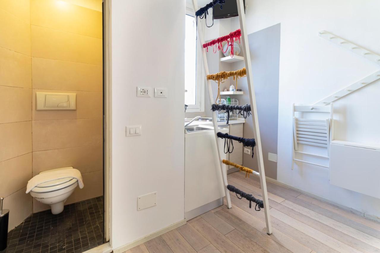 Piccolo Loft Sui Navigli Apartment มิลาน ภายนอก รูปภาพ
